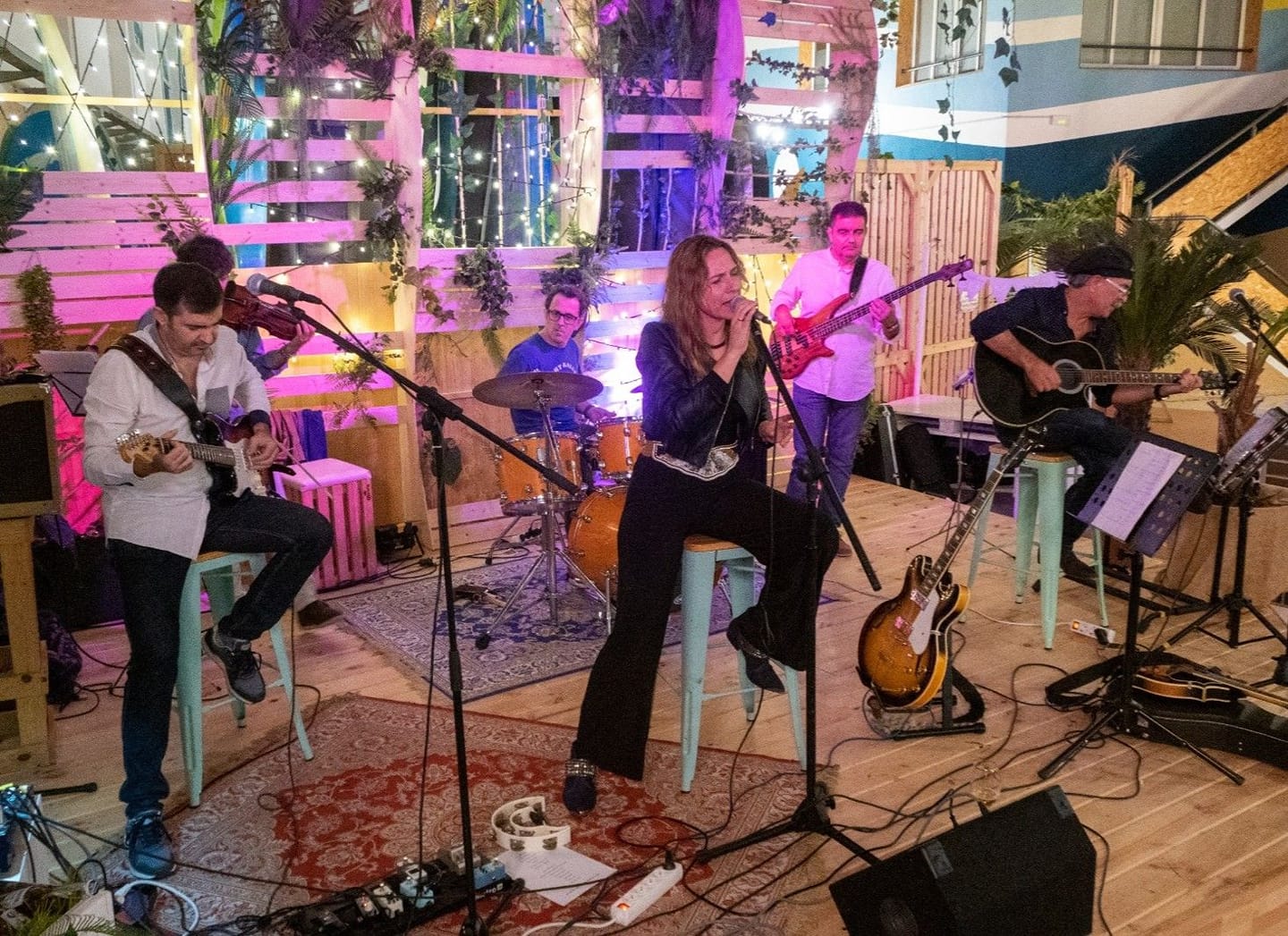 Nina Mae Harper live at la Casa de la Mar