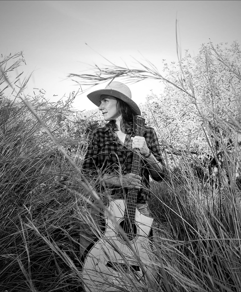 nina mae harper cantautora música country