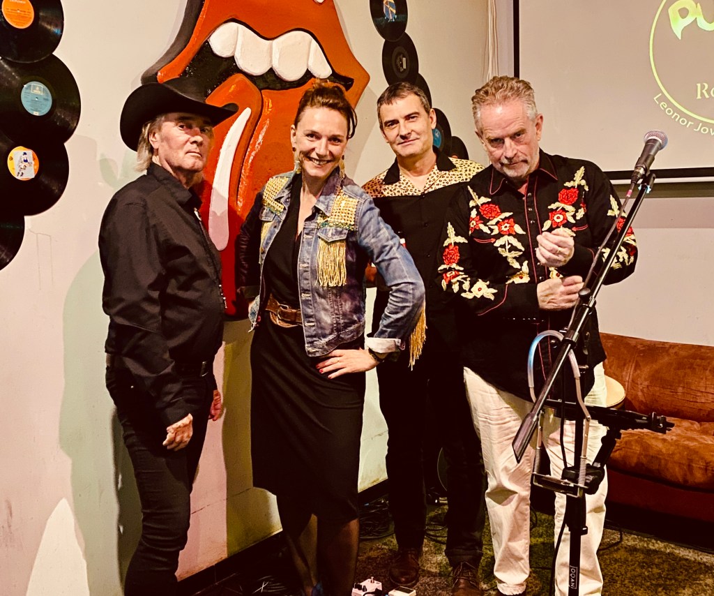 nina mae harper band valencia spain